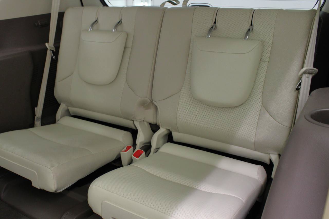 Used 2016 Lexus GX 460 w/ Premium Package AWD/4WD image 40