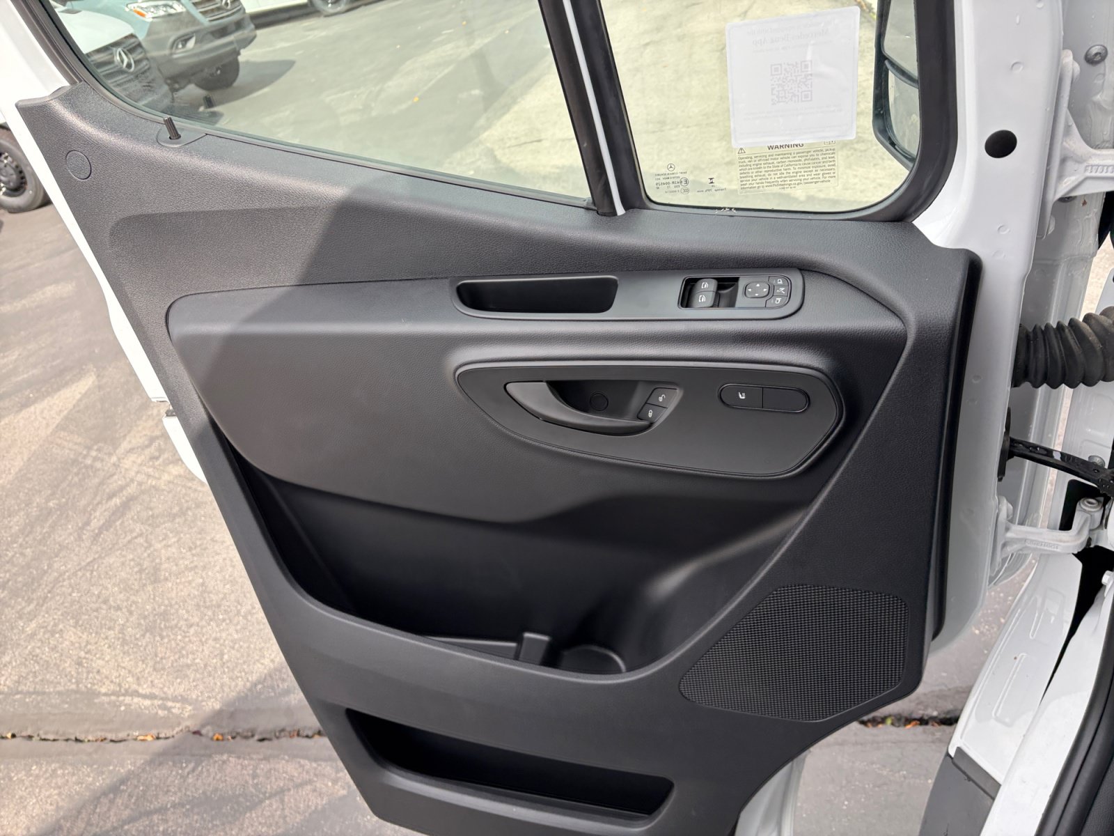 New 2025 Mercedes-Benz Sprinter 2500 image 13