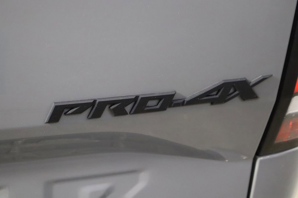 Used 2024 Nissan Frontier PRO-4X w/ Technology Package AWD/4WD image 44