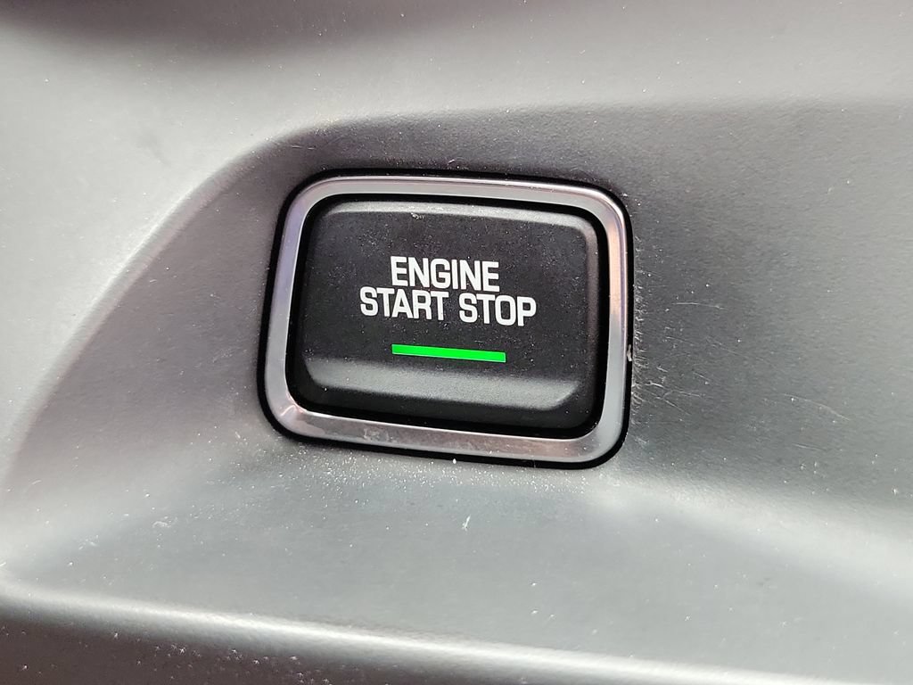 Used 2023 Chevrolet Camaro LT RWD image 8