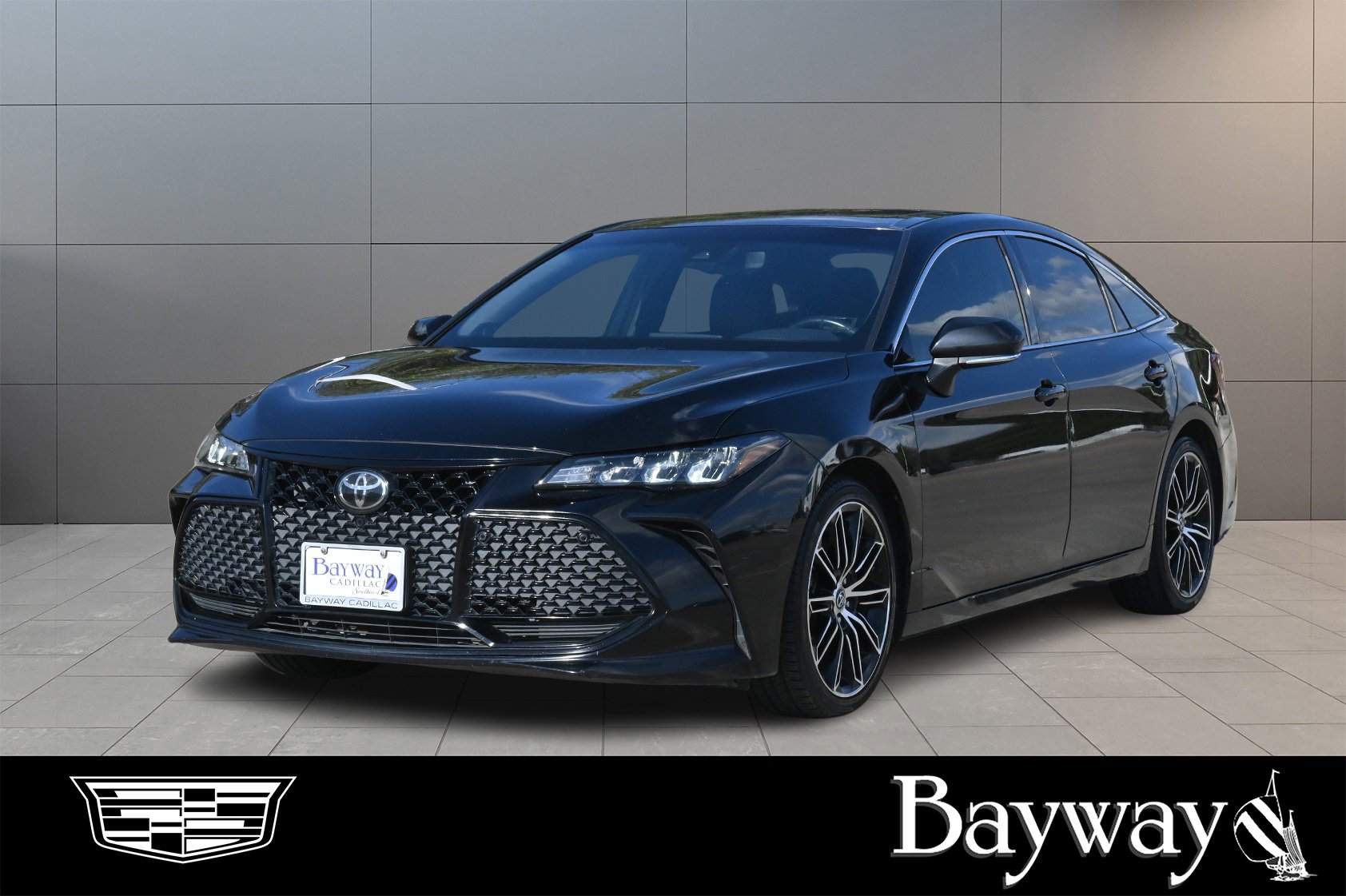 Used 2019 Toyota Avalon XSE w/ All Weather Liner Package