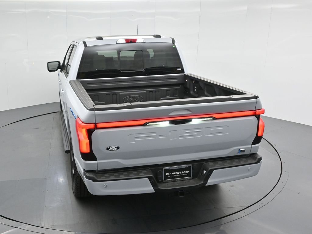 New 2025 Ford F150 Lightning Platinum w/ Dark Elements Package image 44