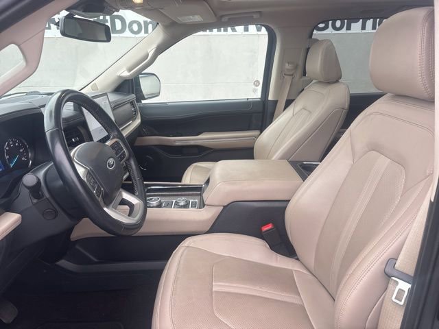 Used 2023 Ford Expedition Max Limited image 11