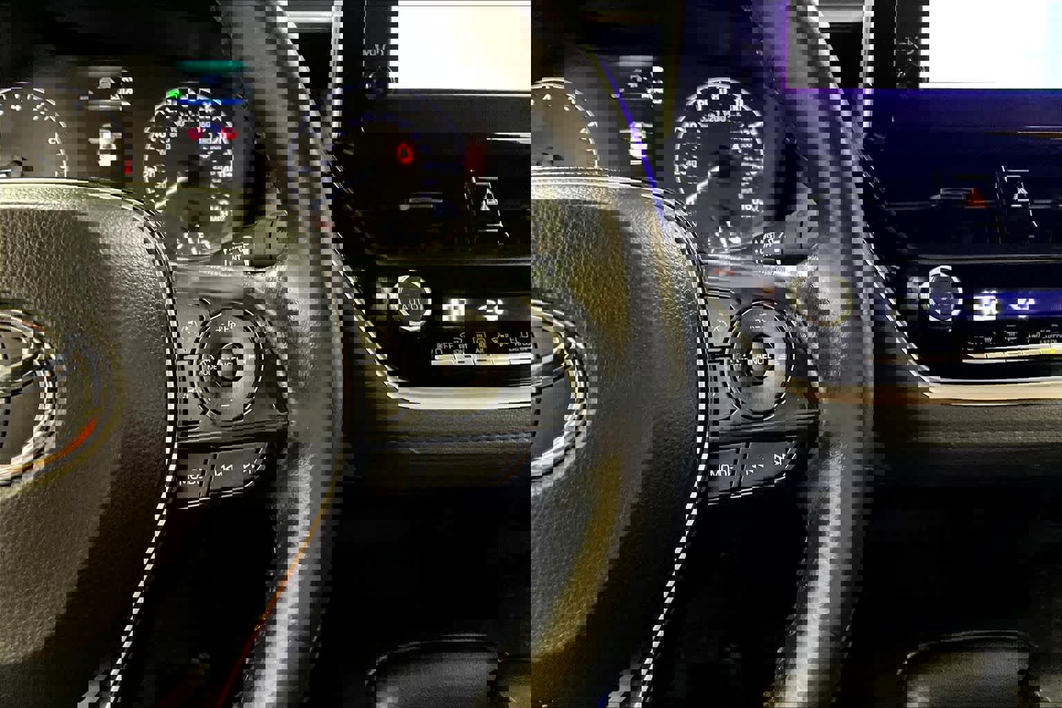 Certified 2024 Toyota Corolla Sedan w/ SE Convenience Package image 23