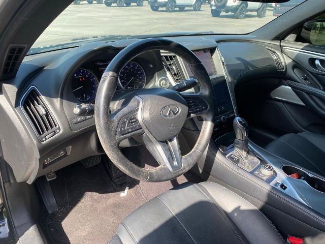 Used 2018 INFINITI Q60 3.0t Luxe w/ Sensory Package 3.0T Luxe AWD/4WD image 12