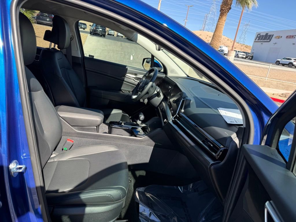 Used 2024 Kia Sportage EX FWD image 13