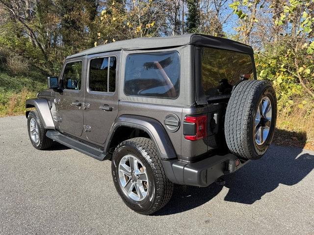 Used 2022 Jeep Wrangler Unlimited Sahara w/ Cold Weather Group image 8