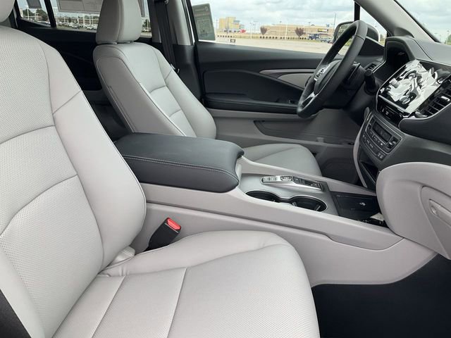 Certified 2025 Honda Ridgeline RTL image 31