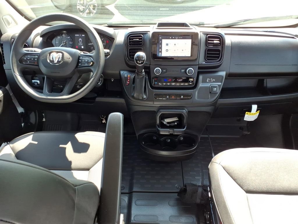 Used 2025 RAM ProMaster 3500 w/ Convenience Group FWD image 12