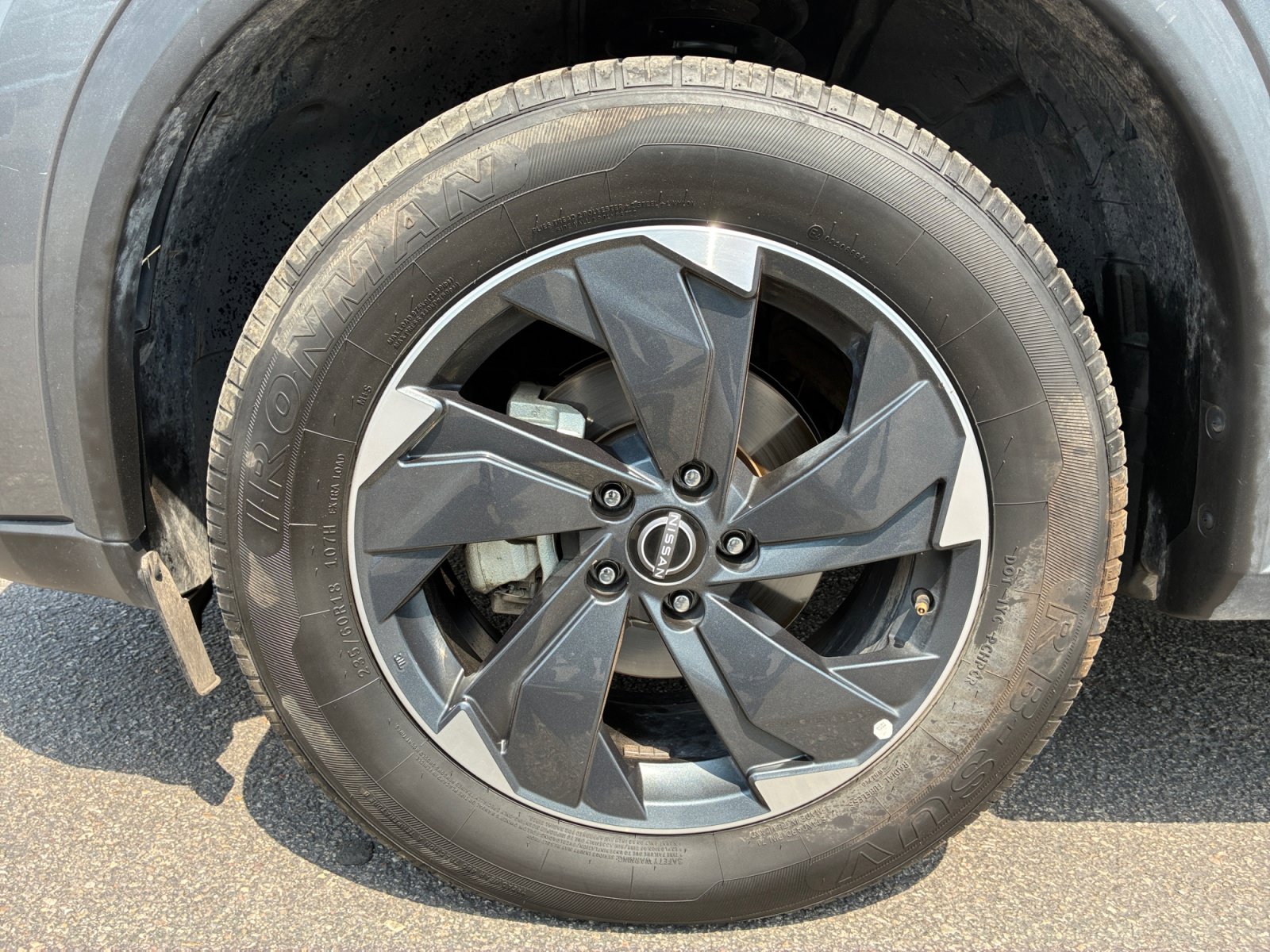 Used 2024 Nissan Rogue SV AWD/4WD image 11