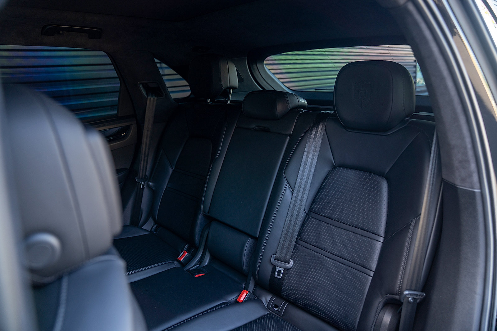 Certified 2023 Porsche Cayenne Turbo S AWD/4WD image 21