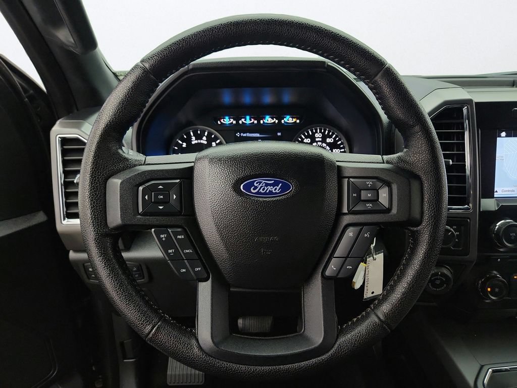 Used 2016 Ford F150 XLT w/ Equipment Group 302A Luxury AWD/4WD image 13