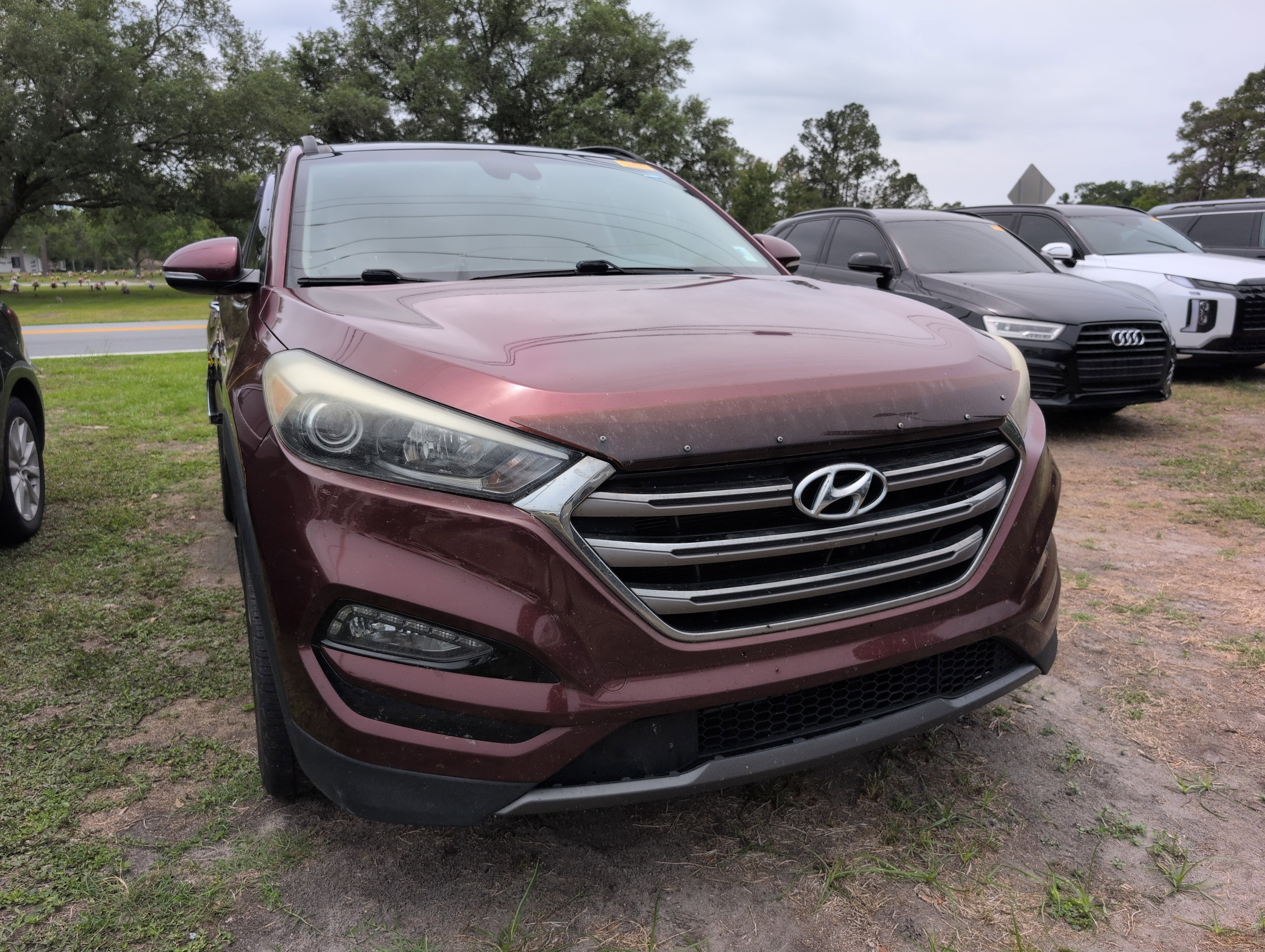 Used 2016 Hyundai Tucson Limited w/ Option Group 03 FWD image 1
