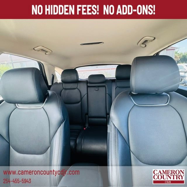 Used 2025 Genesis GV70 2.5T AWD/4WD image 7
