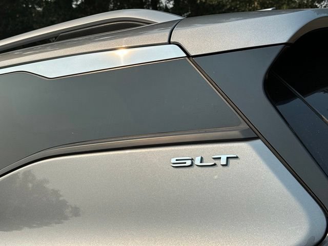 Used 2023 GMC Terrain SLT AWD/4WD image 33