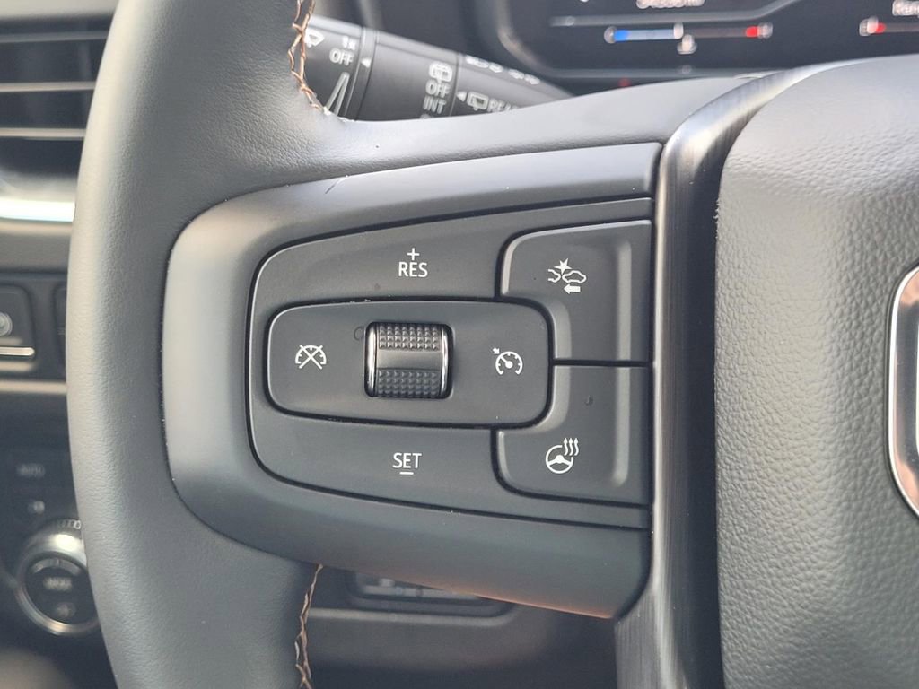 Used 2023 GMC Yukon AT4 w/ AT4 Premium Plus Package AWD/4WD image 24