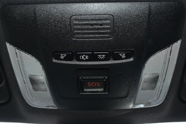 Used 2020 Toyota Corolla SE image 29