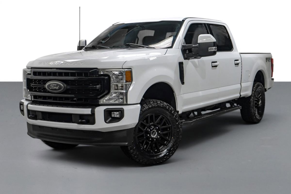Used 2022 Ford F250 XLT w/ Black Appearance Package AWD/4WD image 4