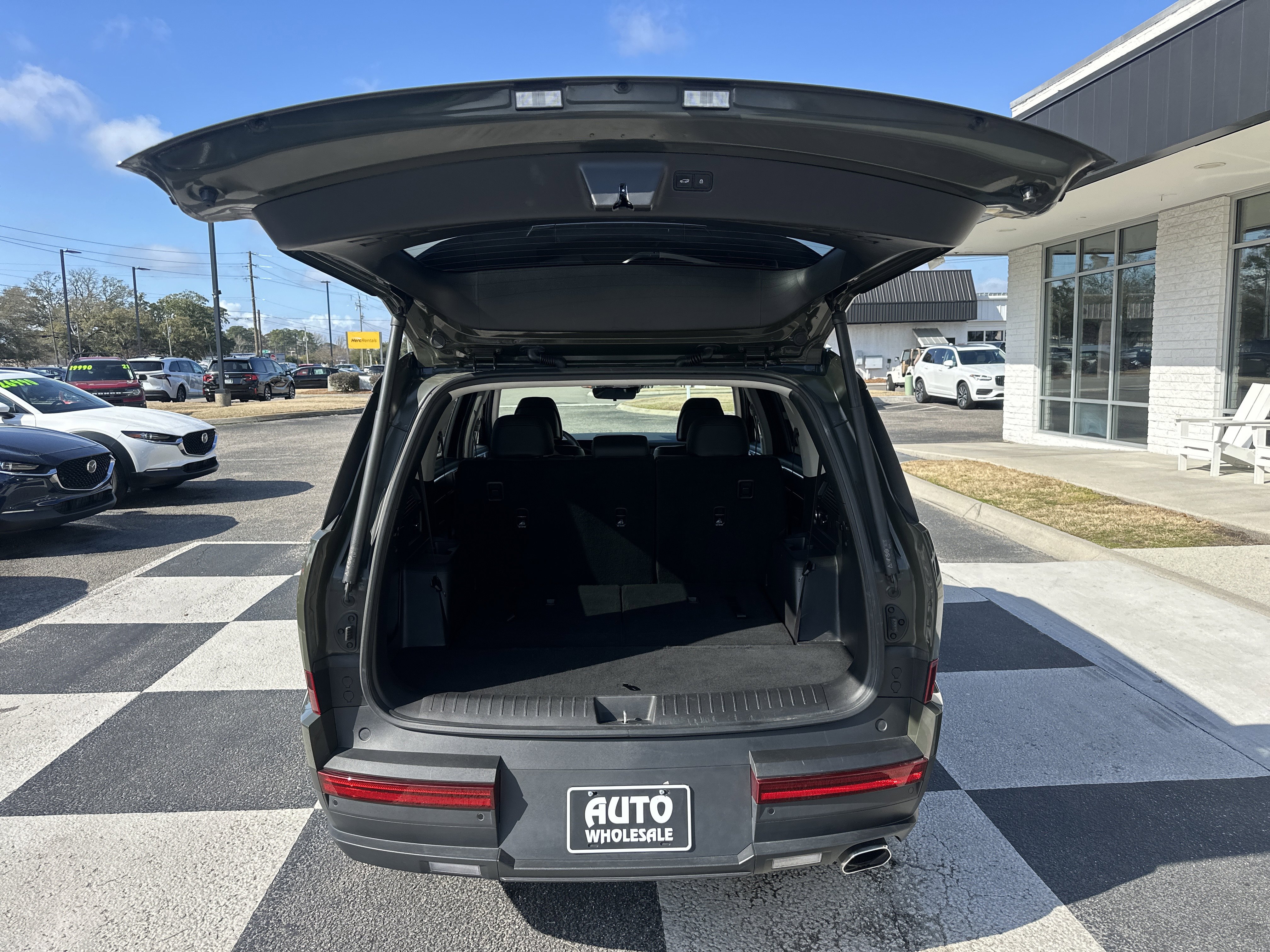 Used 2024 Hyundai Santa Fe SEL image 4