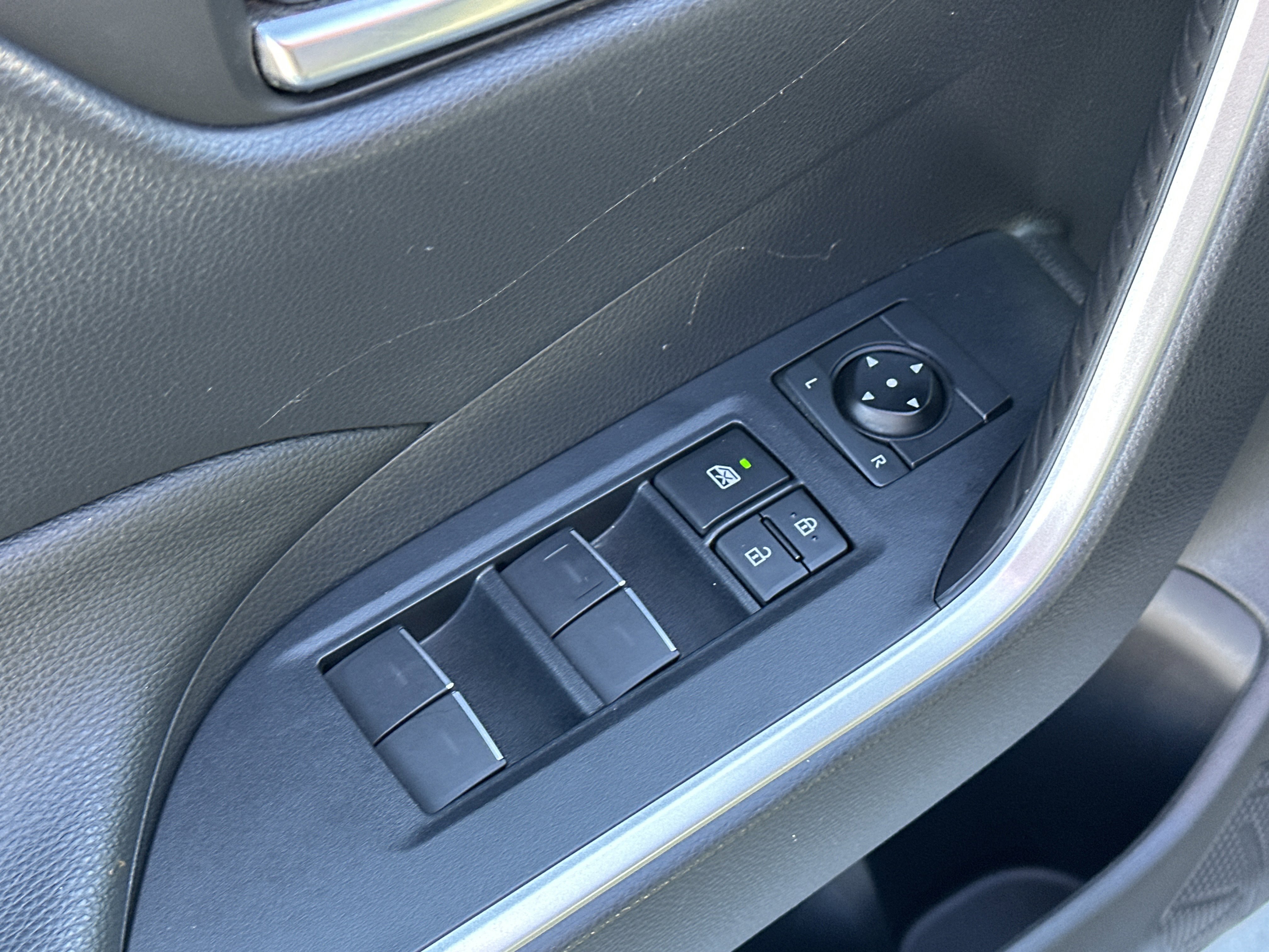 Certified 2022 Toyota RAV4 XLE image 15