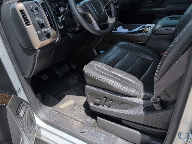 Used 2017 GMC Sierra 1500 Denali w/ Denali Ultimate Package AWD/4WD image 15