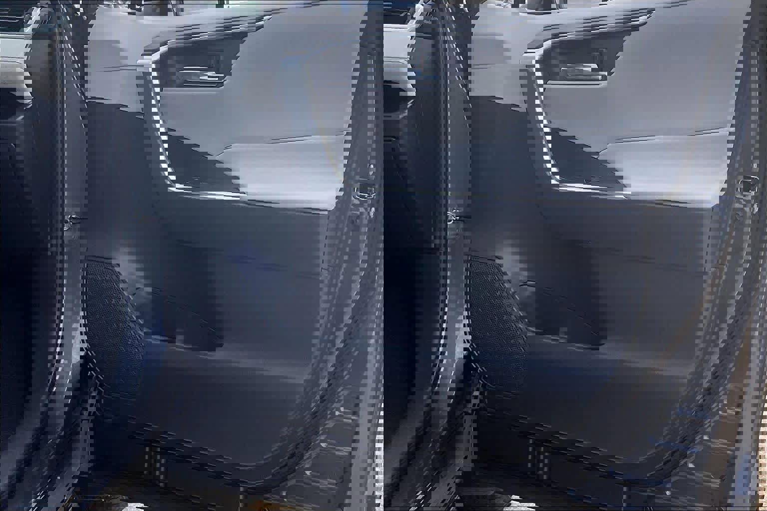 Used 2024 Toyota RAV4 XLE image 21