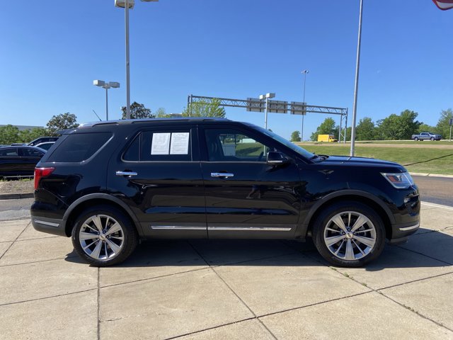 Used 2018 Ford Explorer Limited image 13