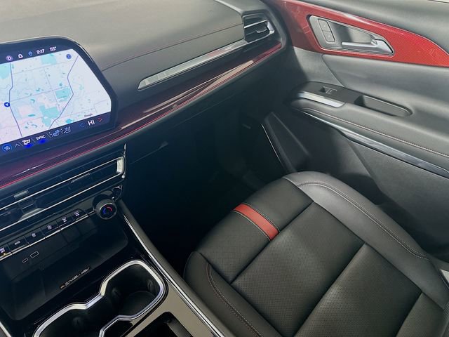 Certified 2024 Chevrolet Traverse RS w/ LPO, Floor Liner Package image 26