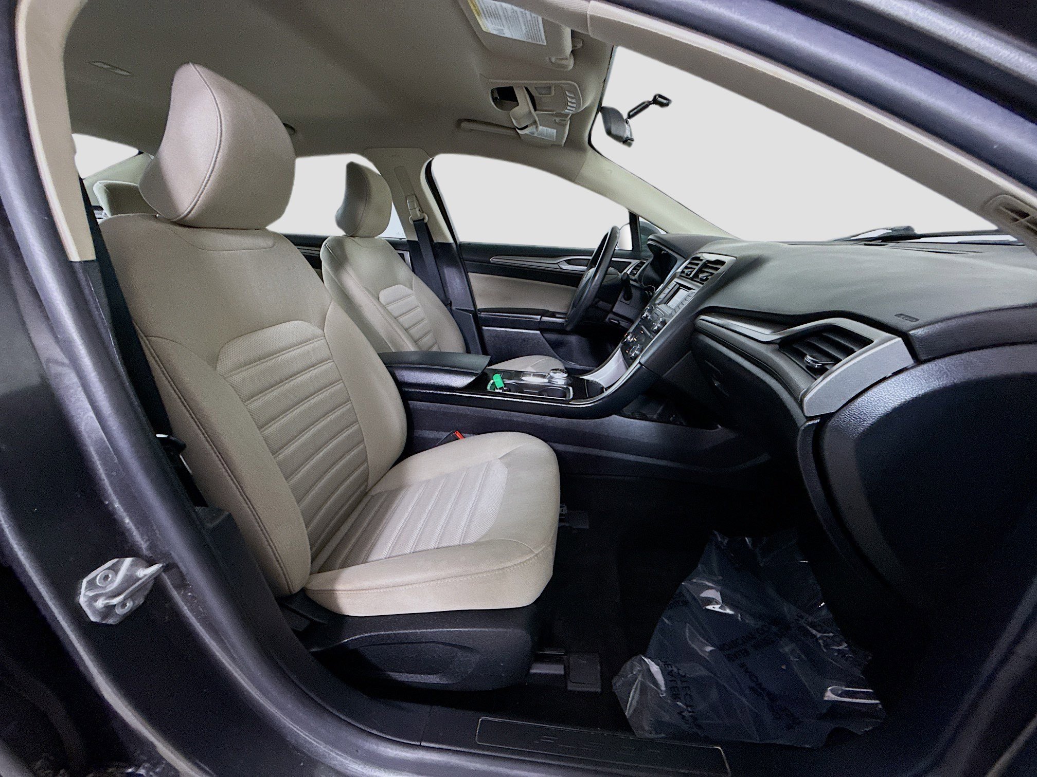 Used 2018 Ford Fusion S image 29