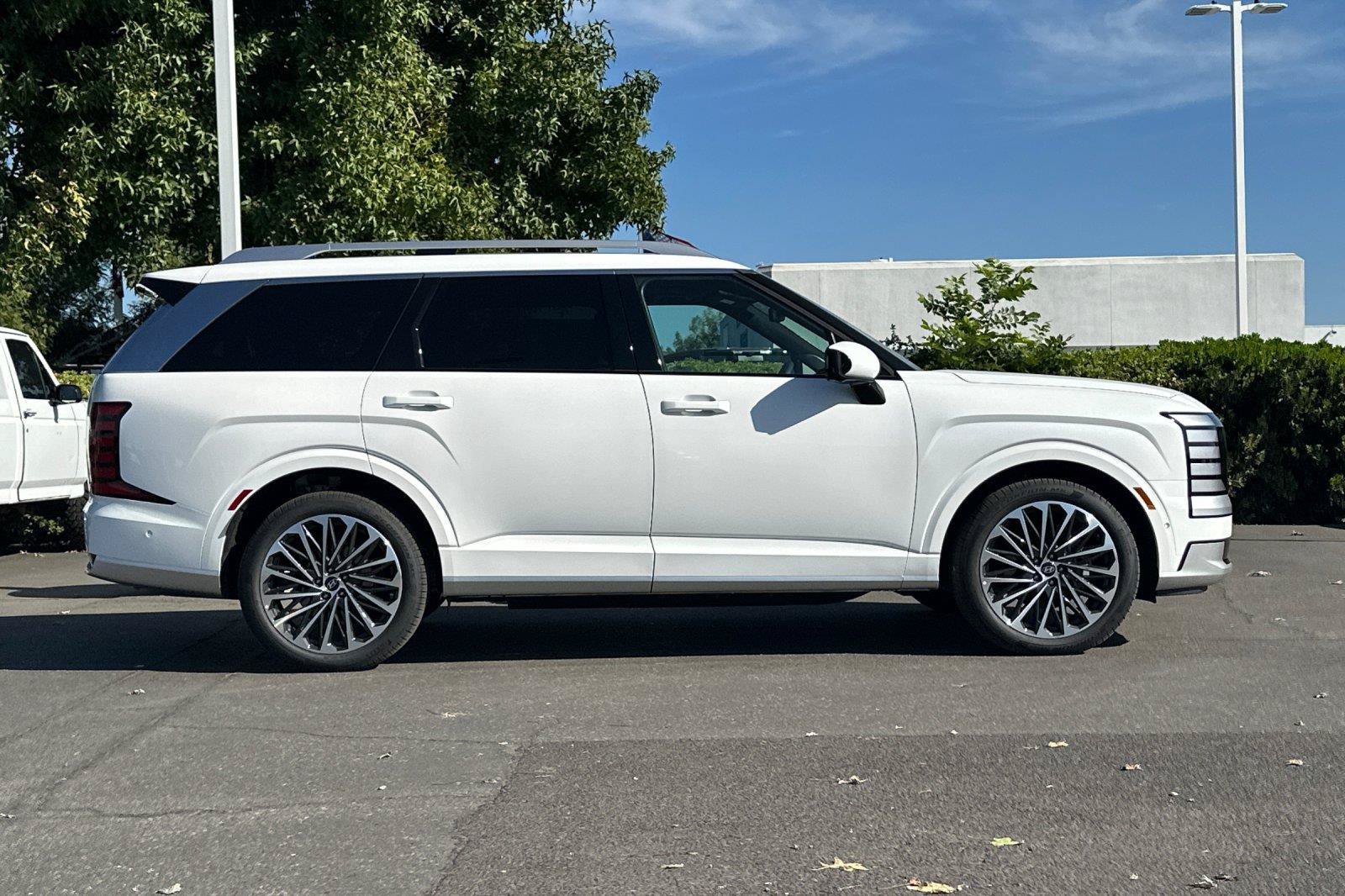New 2027 Hyundai Palisade Calligraphy AWD/4WD image 2