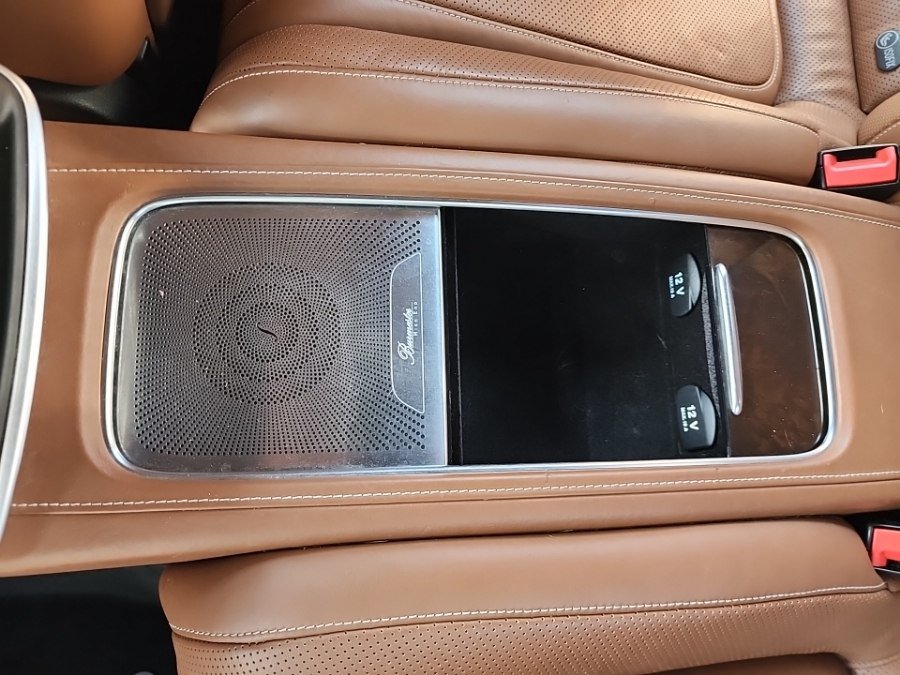 Used 2015 Mercedes-Benz S 550 4MATIC Coupe image 32
