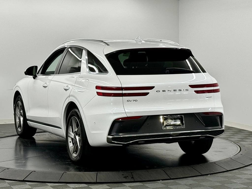 Used 2026 Genesis GV70 2.5T Advanced AWD/4WD image 12