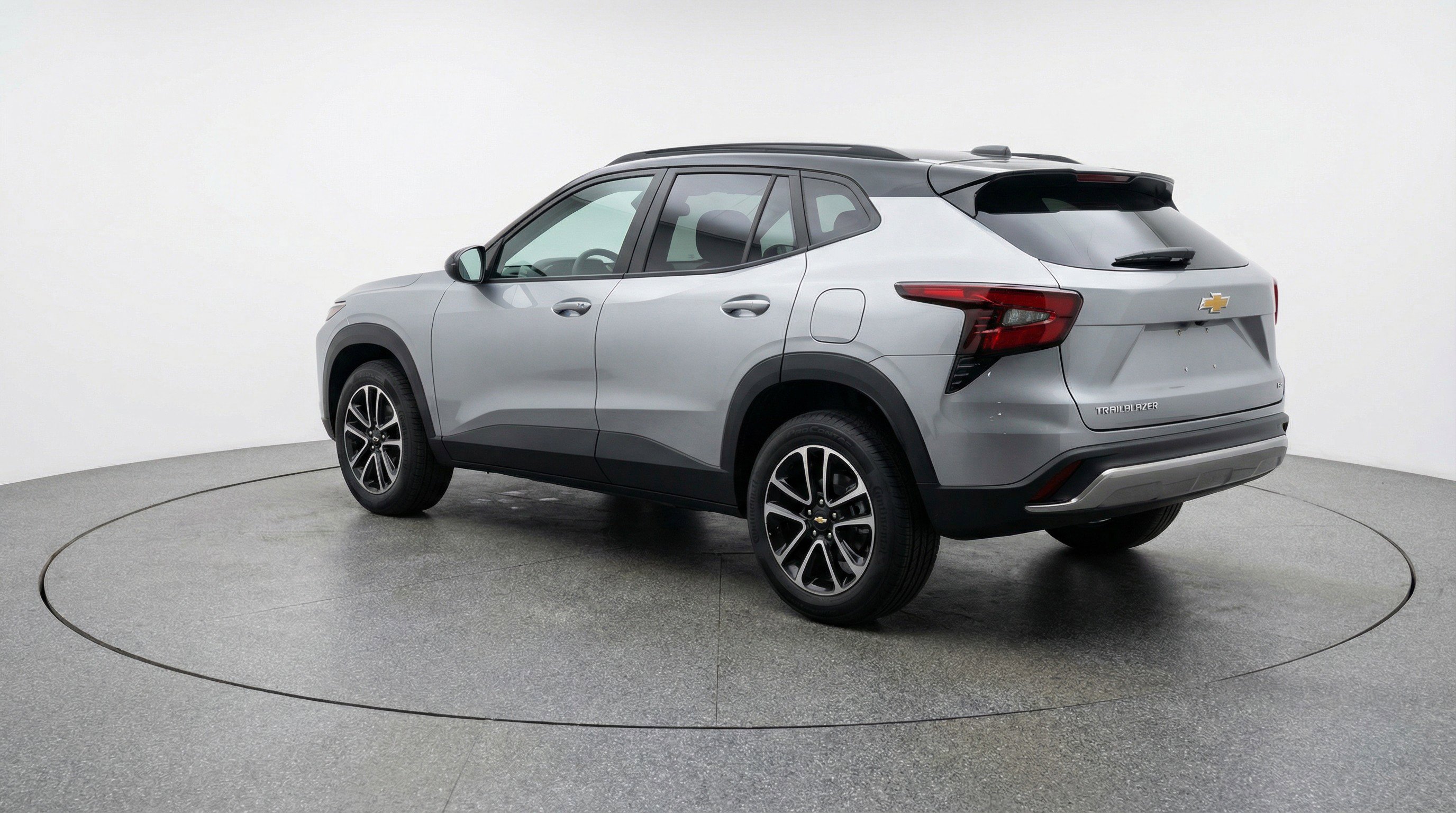 Used 2025 Chevrolet TrailBlazer LT image 6