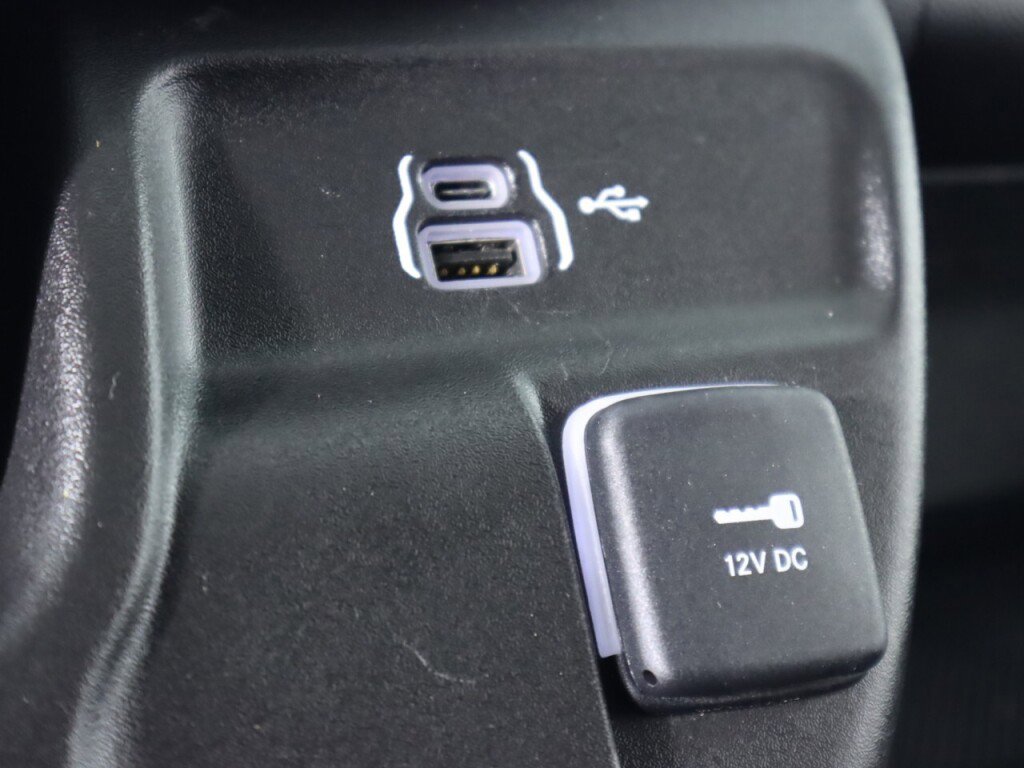 Used 2024 RAM ProMaster 2500 w/ Convenience Group FWD image 22