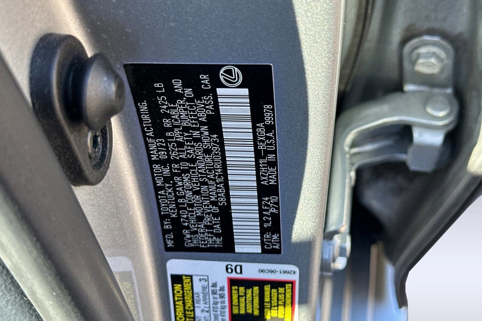 Used 2024 Lexus ES 300h F Sport image 22