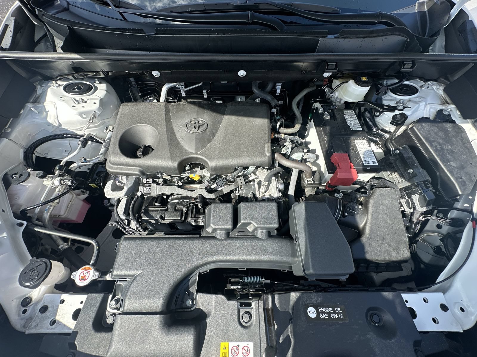Used 2025 Toyota RAV4 XLE w/ Convenience Package FWD image 33