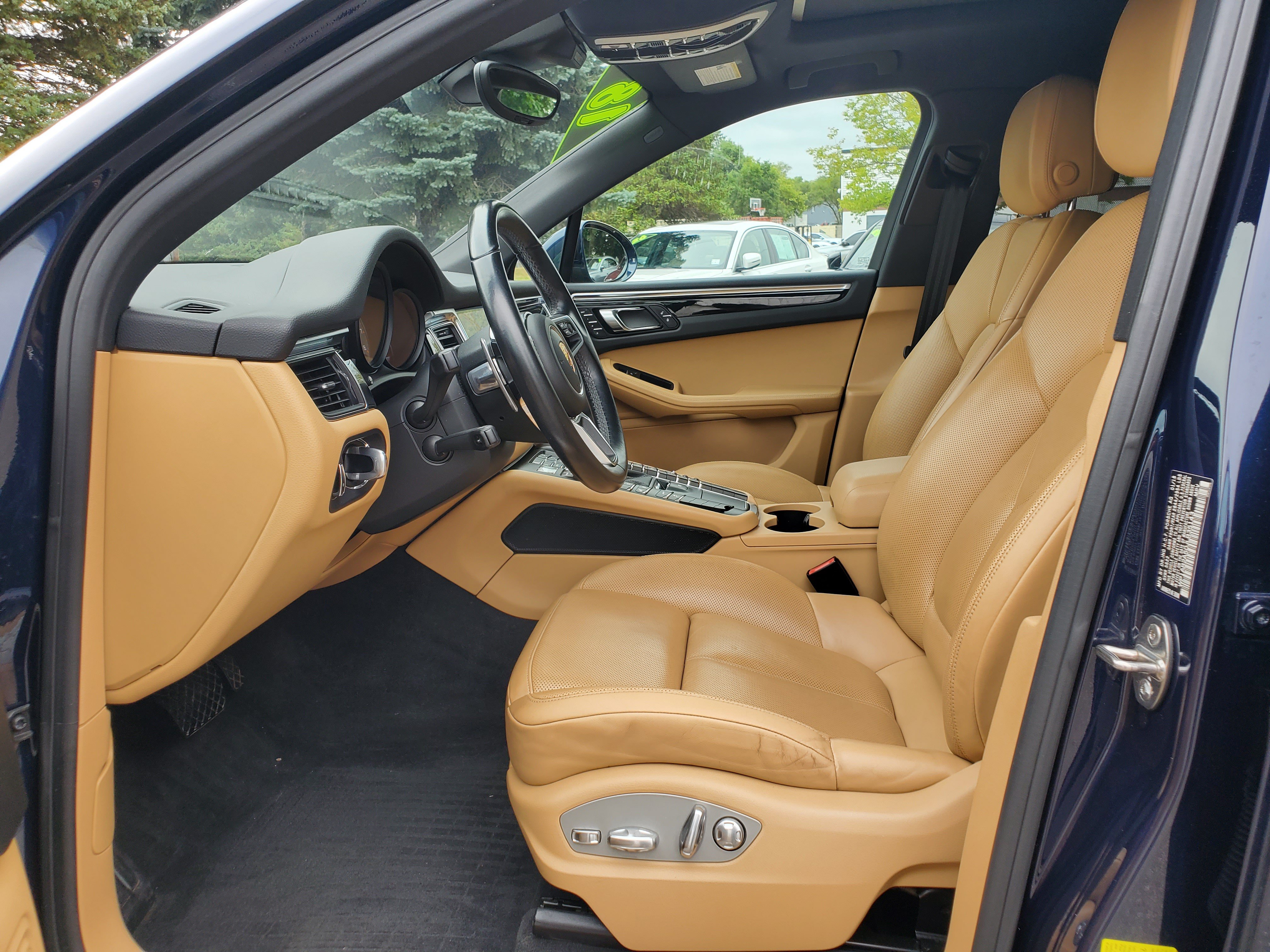 Used 2018 Porsche Macan S AWD/4WD image 9