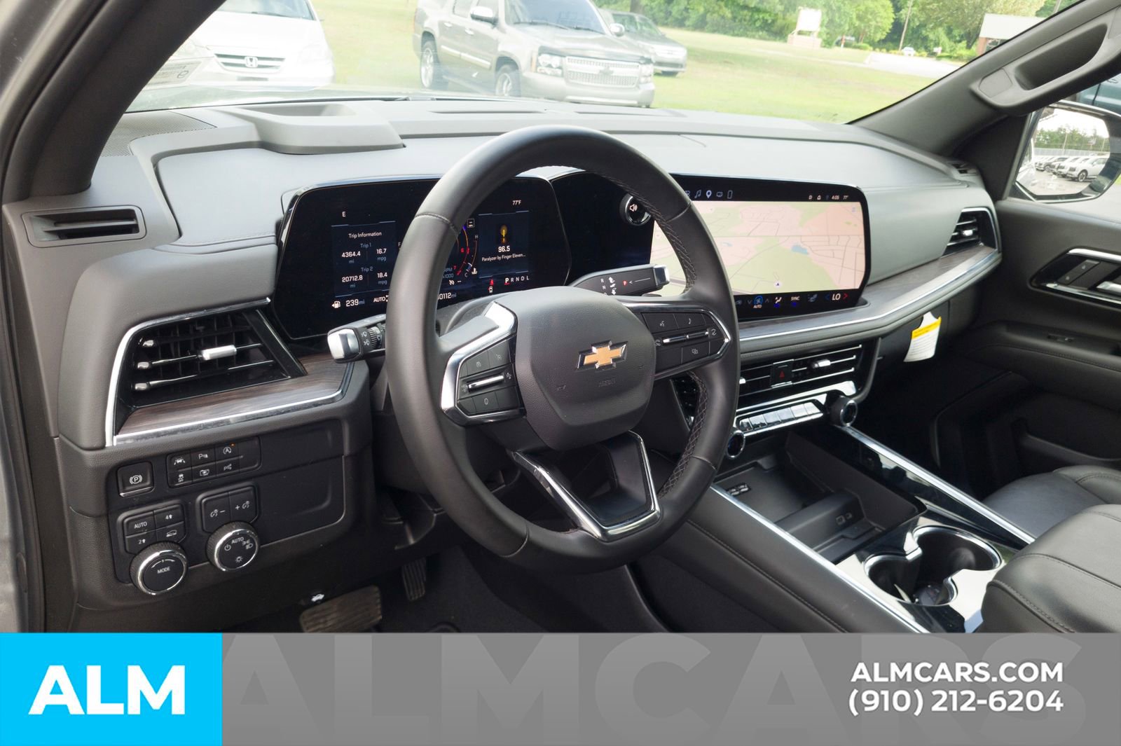 Used 2025 Chevrolet Tahoe LT AWD/4WD image 16