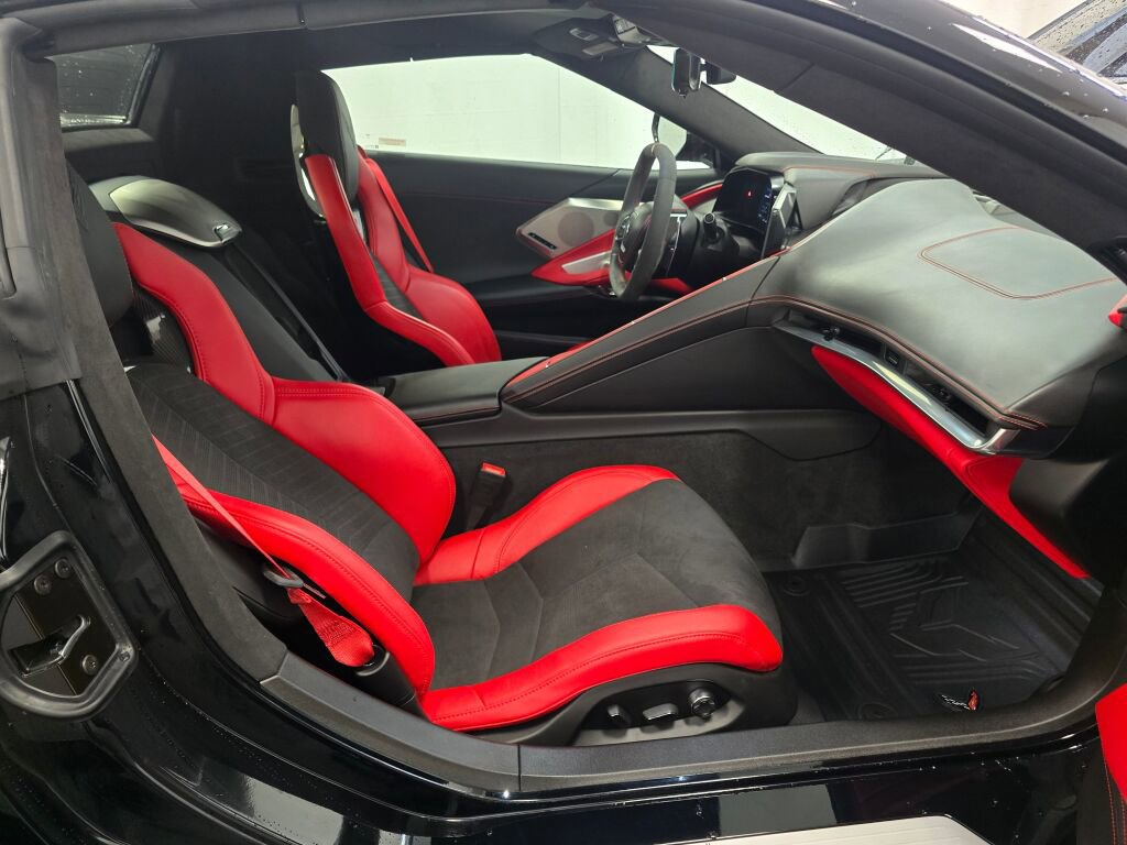 Used 2024 Chevrolet Corvette Stingray image 26