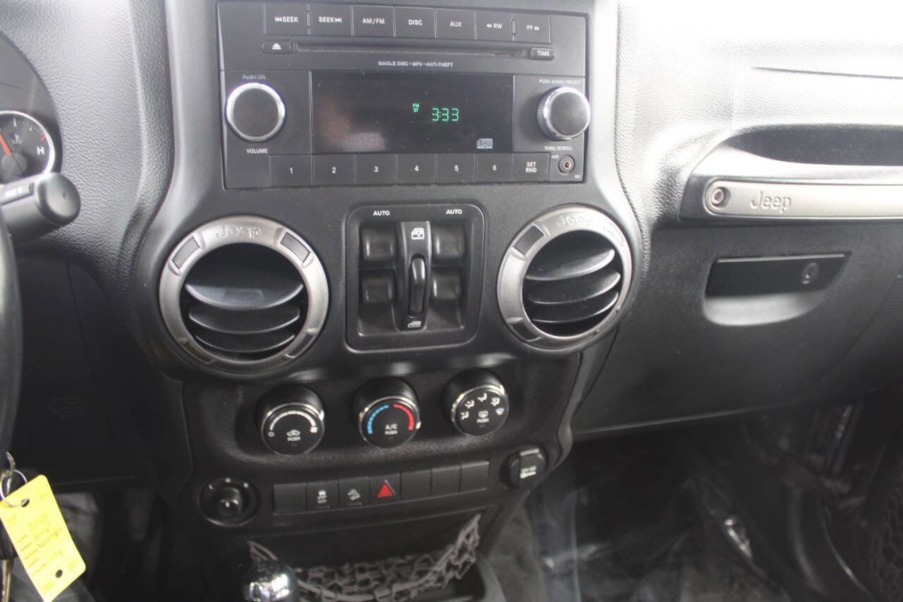 Used 2018 Jeep Wrangler Unlimited Sport S image 13