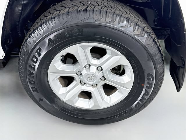 Certified 2024 Toyota 4Runner SR5 Premium AWD/4WD image 33