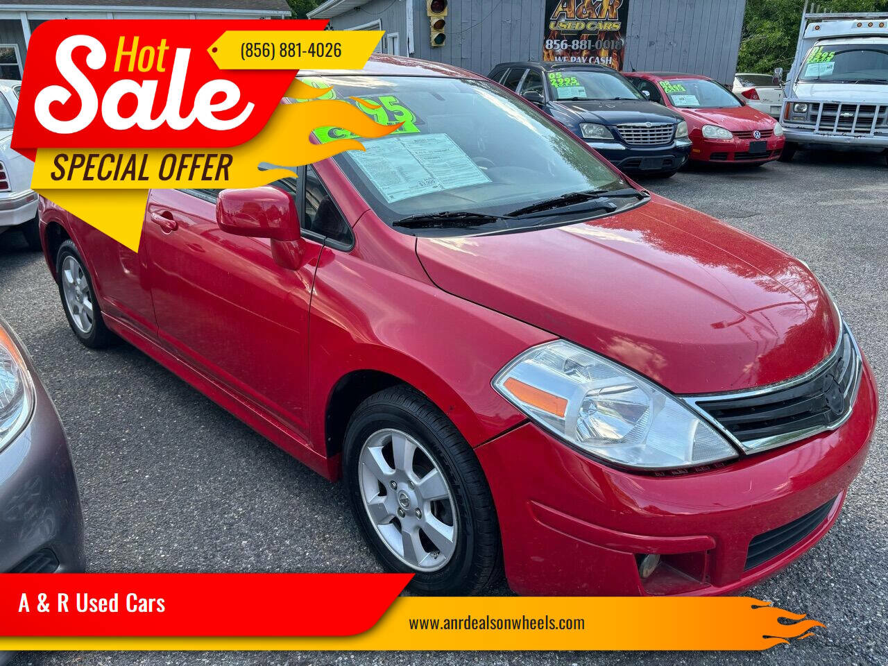 Used 2010 Nissan Versa SL w/ Navigation/Satellite Pkg image 1