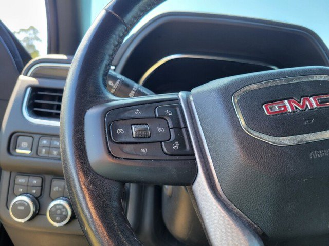 Used 2022 GMC Yukon XL SLT AWD/4WD image 13