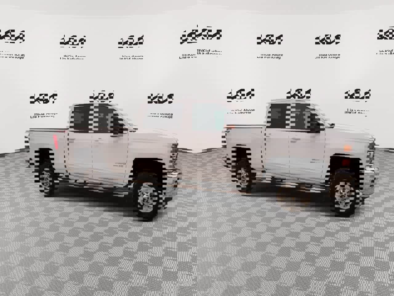 Used 2019 Chevrolet Silverado 2500 LT image 2