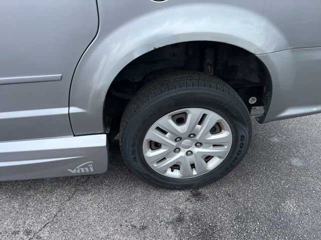 Used 2017 Dodge Grand Caravan SE w/ Power Window Group image 26