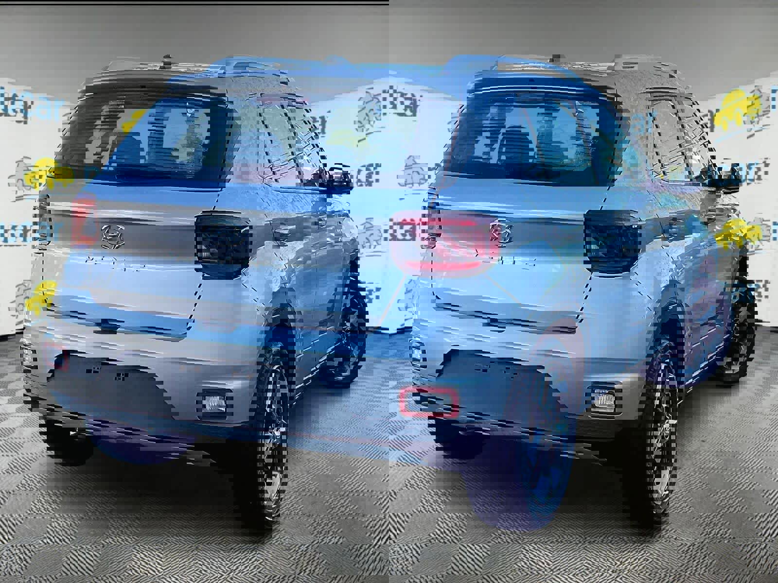 Used 2023 Hyundai Venue SEL image 6