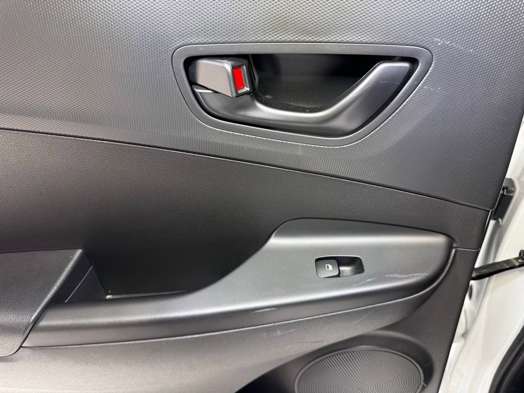 Used 2022 Hyundai Kona N Line FWD image 41