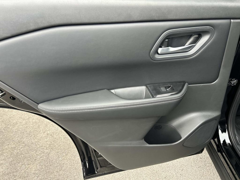 New 2026 Nissan Rogue SV FWD image 21