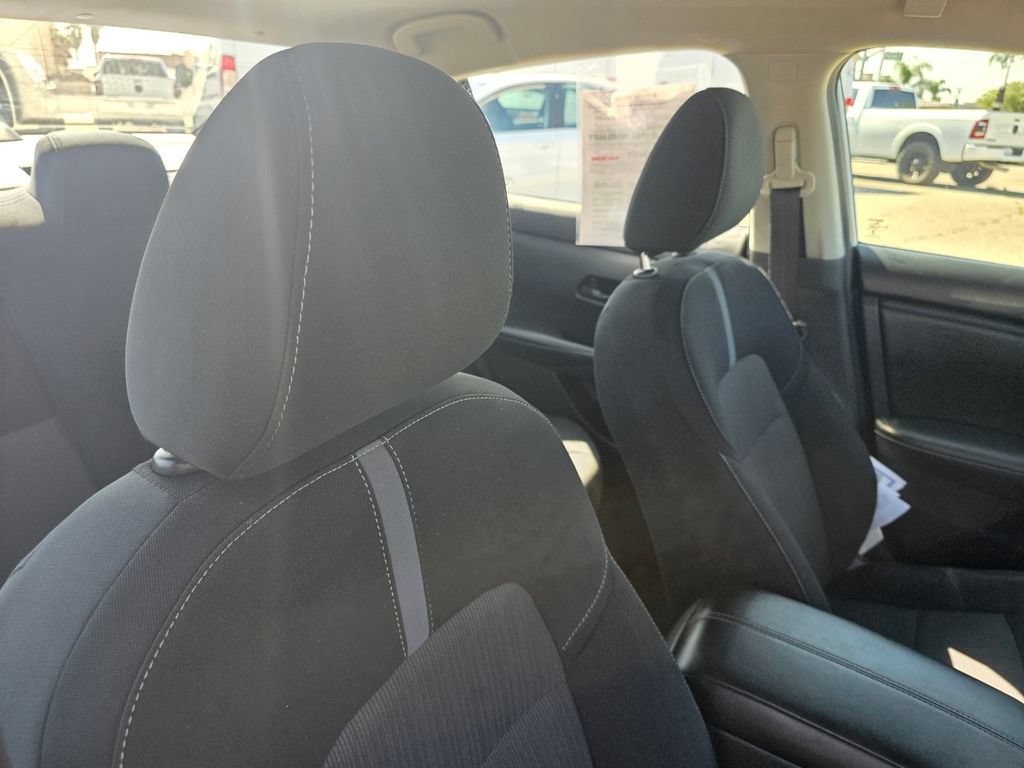 Used 2024 Nissan Sentra SV FWD image 19