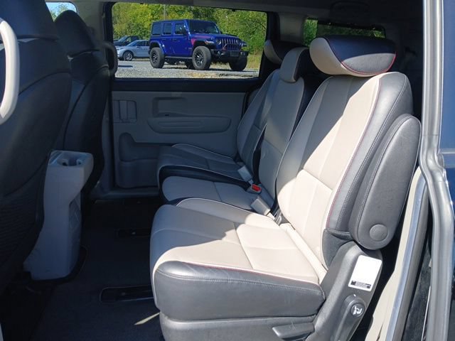Used 2019 Kia Sedona EX FWD image 15